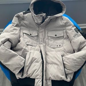 Guess Winter puffer jacket